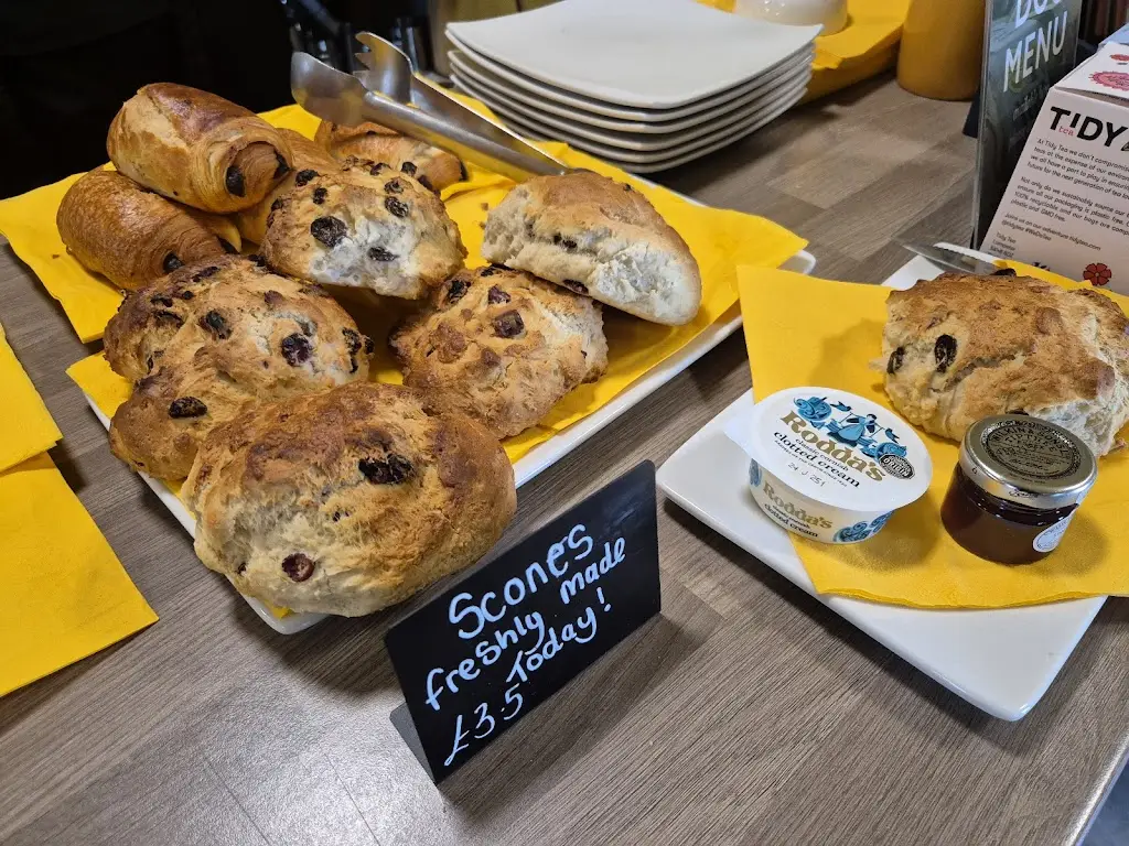 Menu_Finch Station Shop & Cafe_Cardigan_image_5