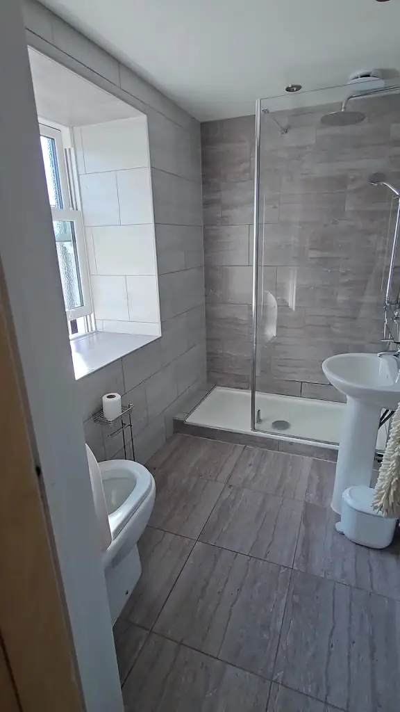 Red Lion Inn restaurant in Cardigan