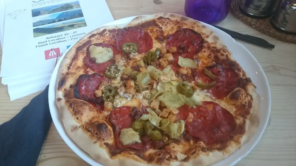Menu_Gallt Y Glyn Hostel - Pizza a Peint_Deiniolen_image_6