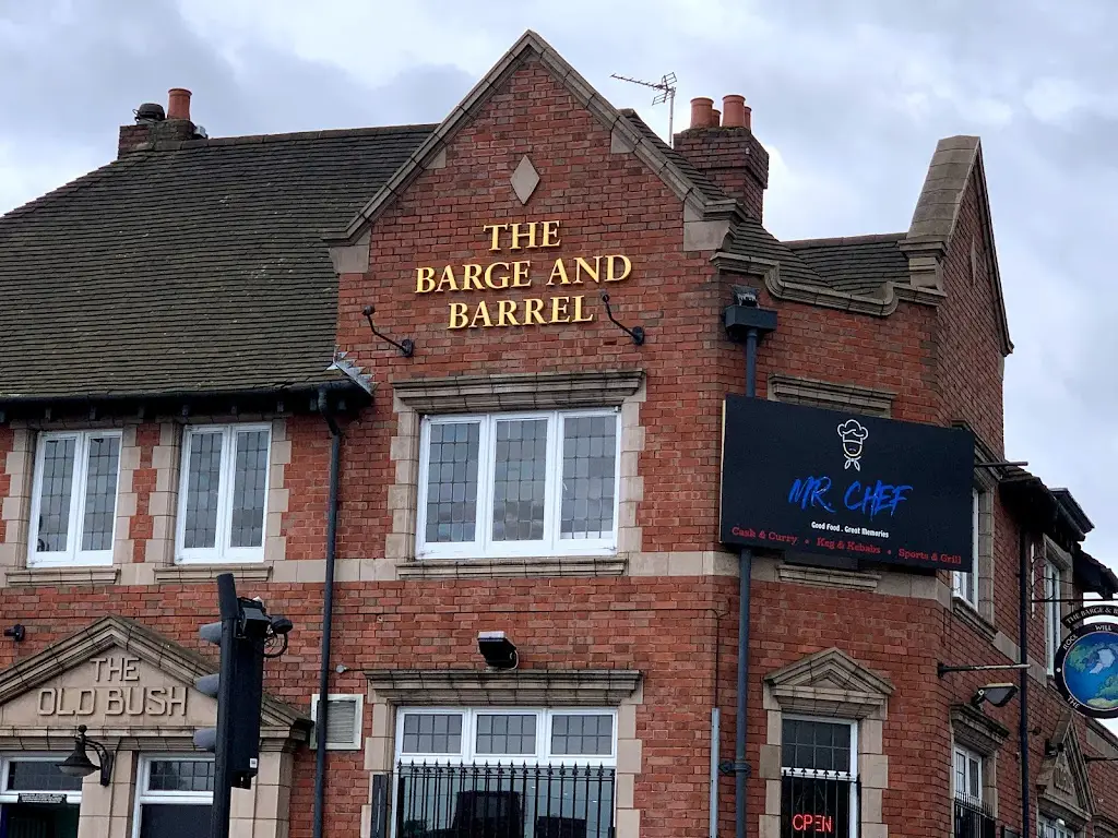 The Old Bush Bar & Grill restaurant in Bilston