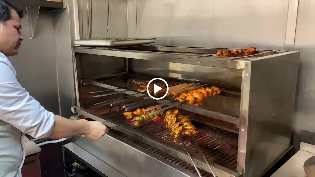 The Old Bush Bar & Grill_Bilston_slider_image_2