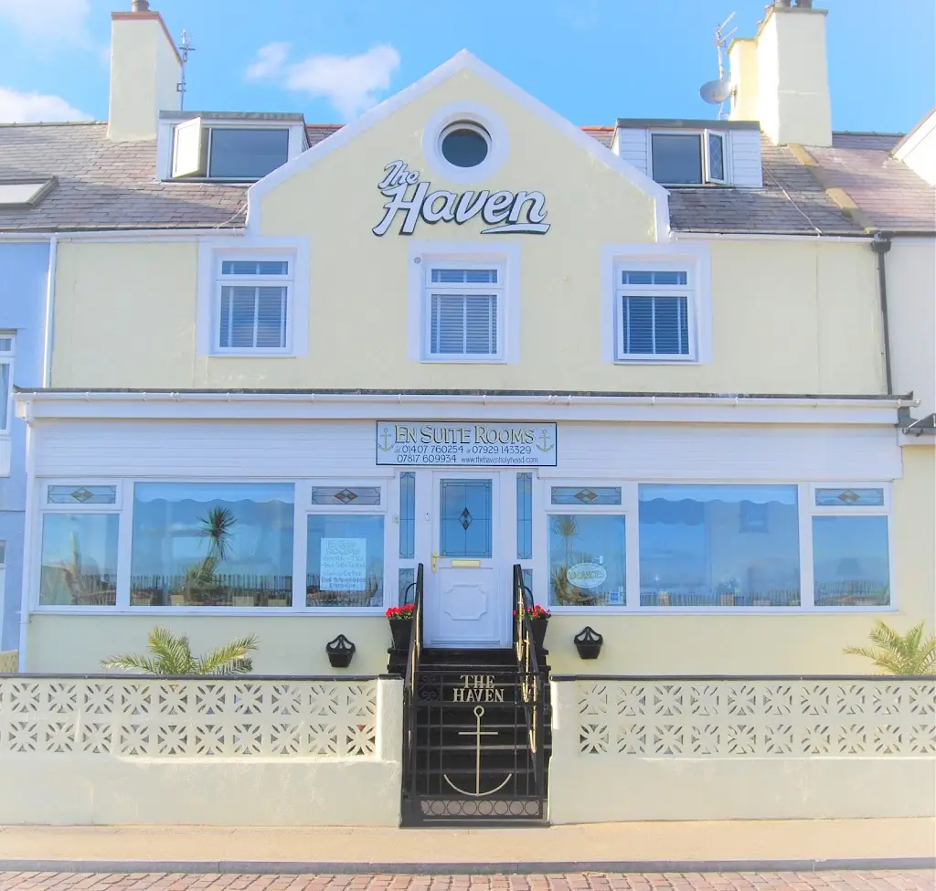 The Haven Guest House, Holyhead, Isle of Anglesey._Denbighshire_slider_image_1