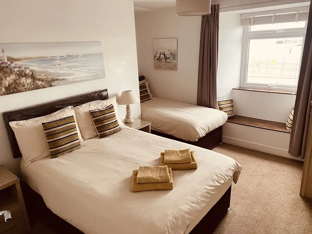 The Haven Guest House, Holyhead, Isle of Anglesey._Denbighshire_slider_image_2