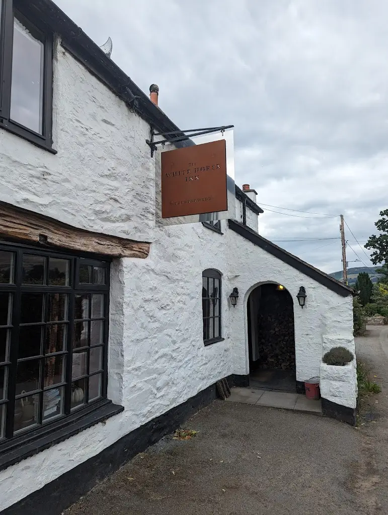 The White Horse Restaurant_Denbighshire_slider_image_3