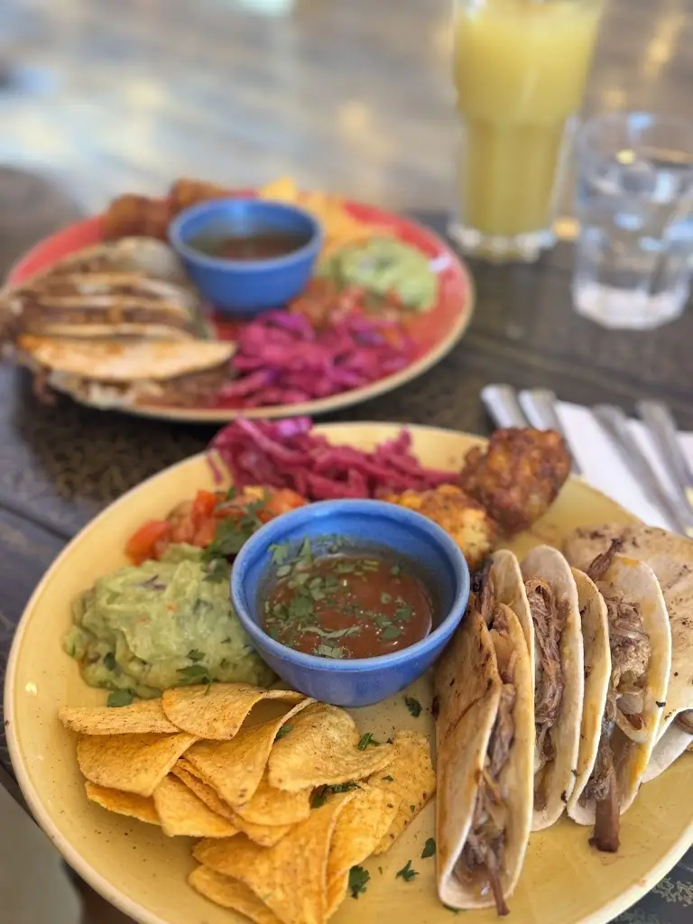 chloe_Carro Lounge_Cwmbran_review