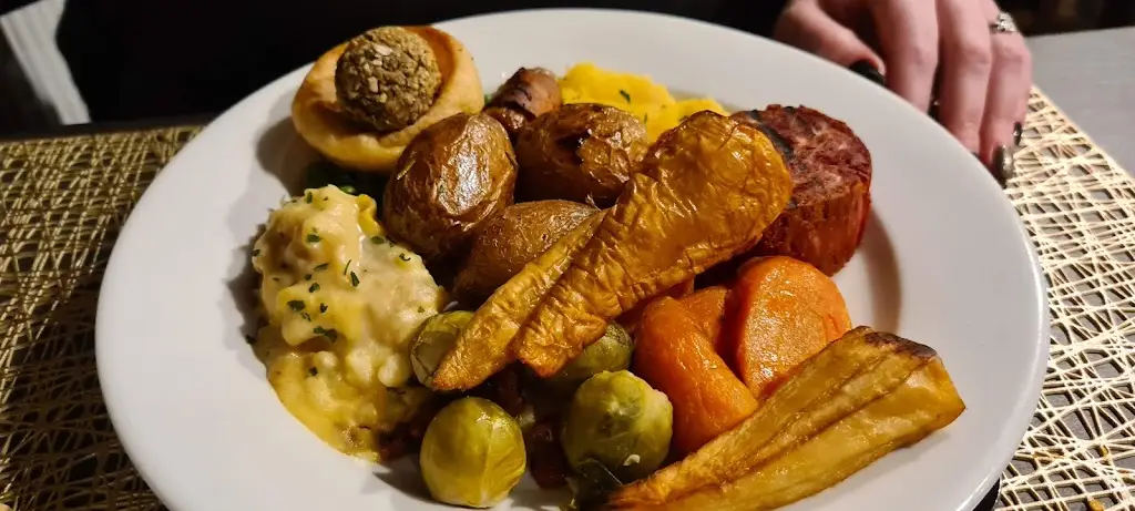 Menu_The Queen Inn_Cwmbran_image_6