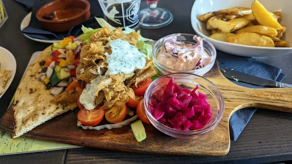 The Queen Inn_Cwmbran_slider_image_3