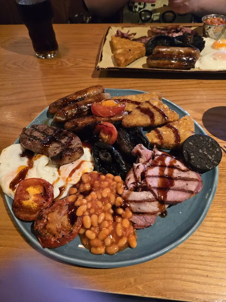 Menu_Harvester St Davids - Cwmbran_Cwmbran_image_6