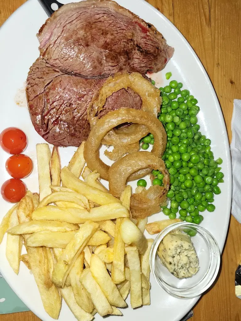 The Upper Cock_Cwmbran_slider_image_2