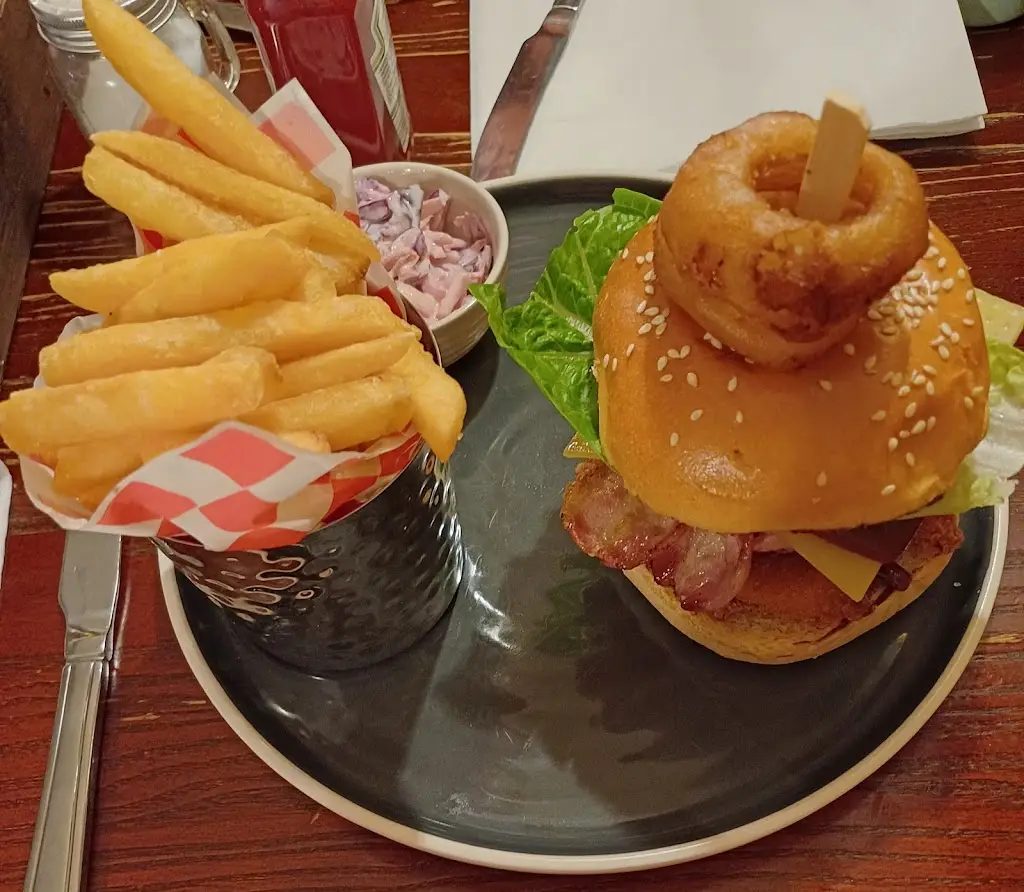 The Mount Pleasant Inn_Cwmbran_slider_image_3