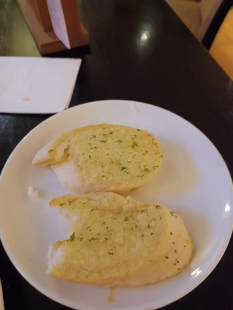 Mathew Williams_Ashbridge Inn Table Table_Cwmbran_review