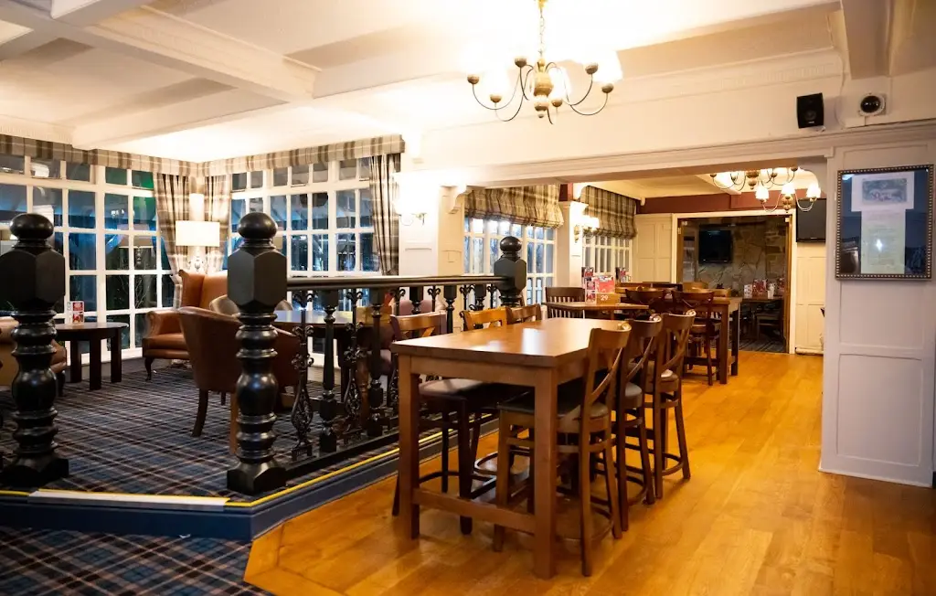 Three Blackbirds Inn_Cwmbran_slider_image_1