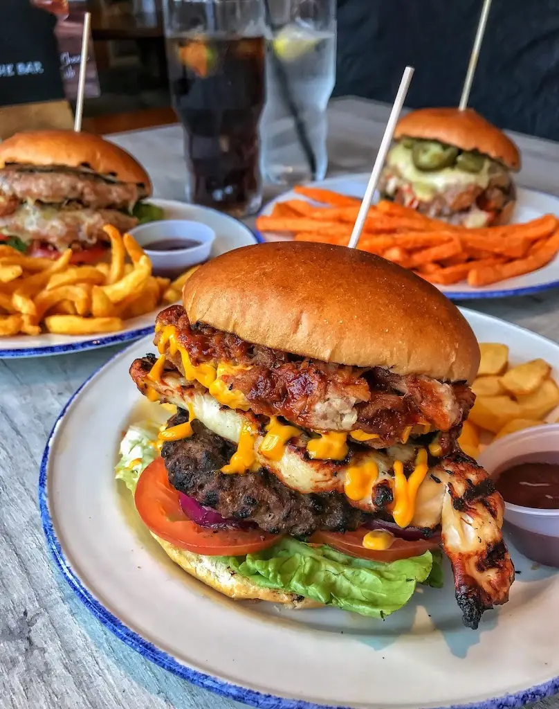 Three Blackbirds Inn_Cwmbran_slider_image_3