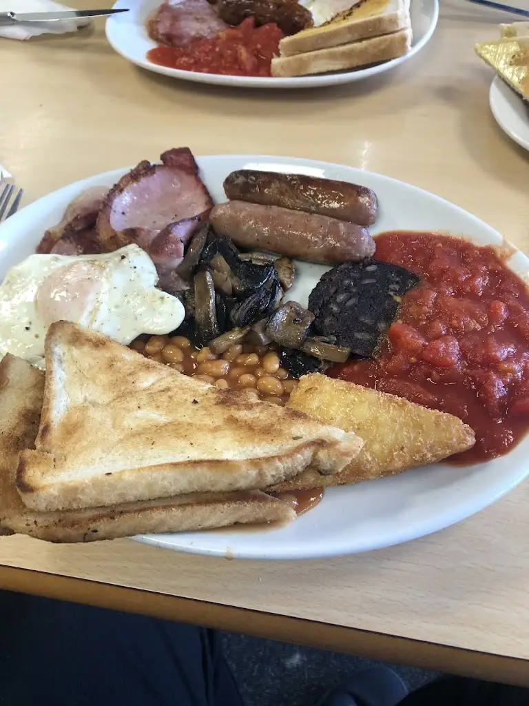 Bob adams_Astons Cafe_Bilston_recensione
