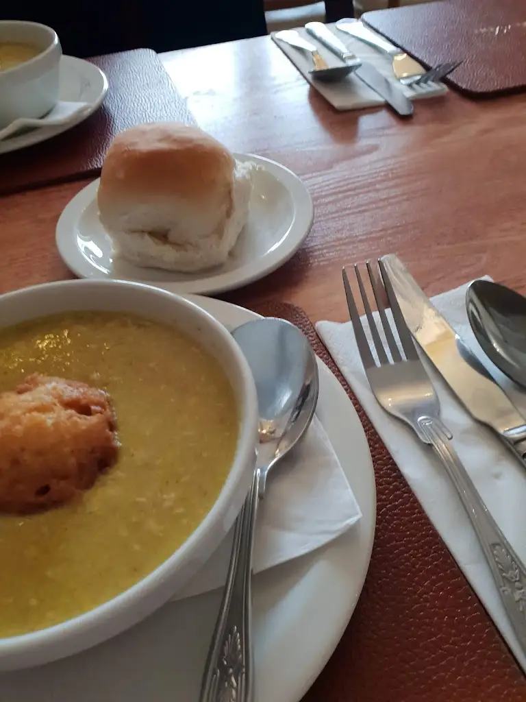 Menu_The Ynyscynon Inn_Cwmbach_image_5