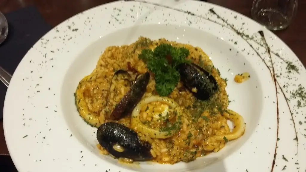 Menu_Billa's Italian Restaurant and Bar_Cwmbach_image_6