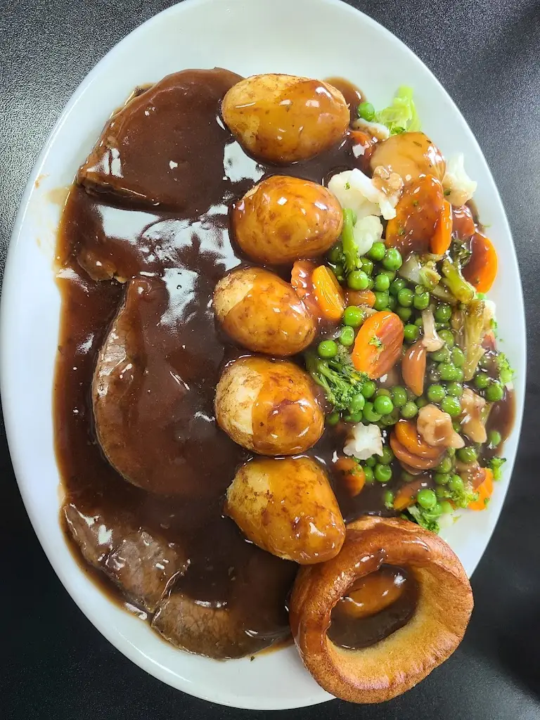 Joe Macpherson_Pop in cafe_Cwmbach_review