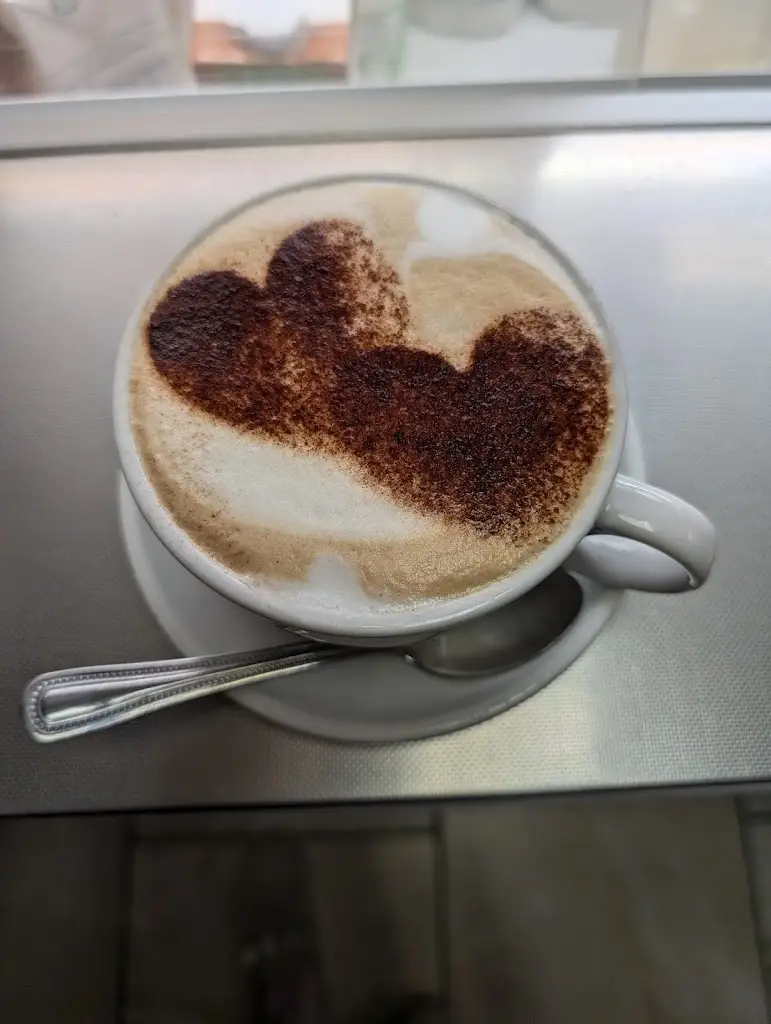 Pop in cafe_Cwmbach_slider_image_3