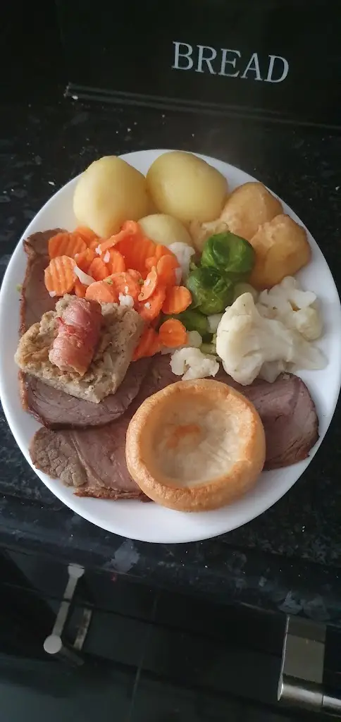 Menu_Servini's Cafe Restaurant_Cwmbach_immagine_7