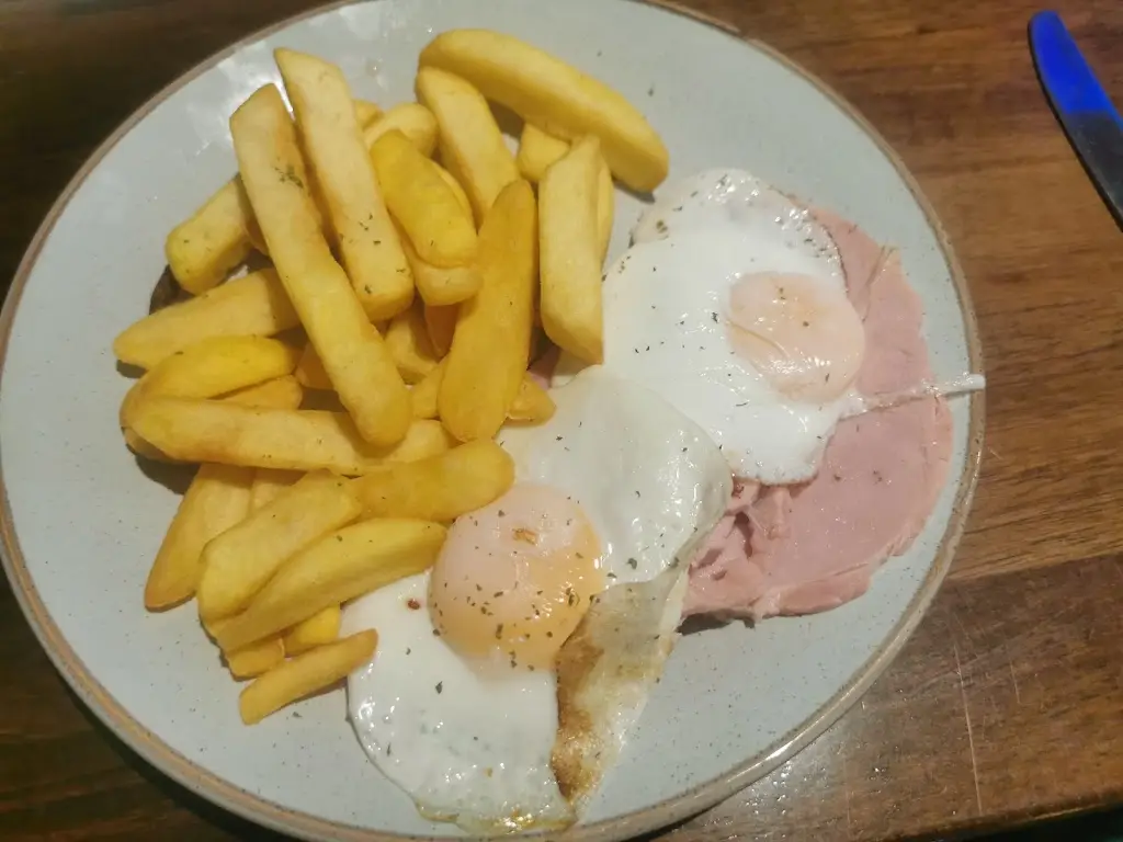 Robert Hunt_The Bute Arms_Cwmbach_review