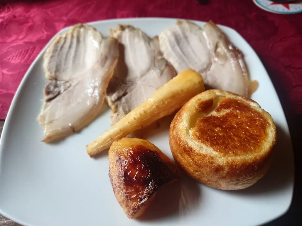 Gadlys Arms_Cwmbach_slider_image_3