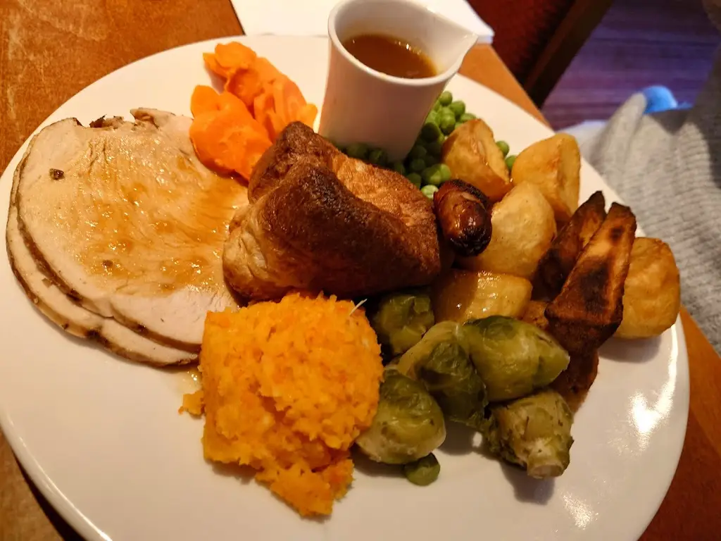 Menu_Tirfounder Fields Brewers Fayre_Cwmbach_image_6