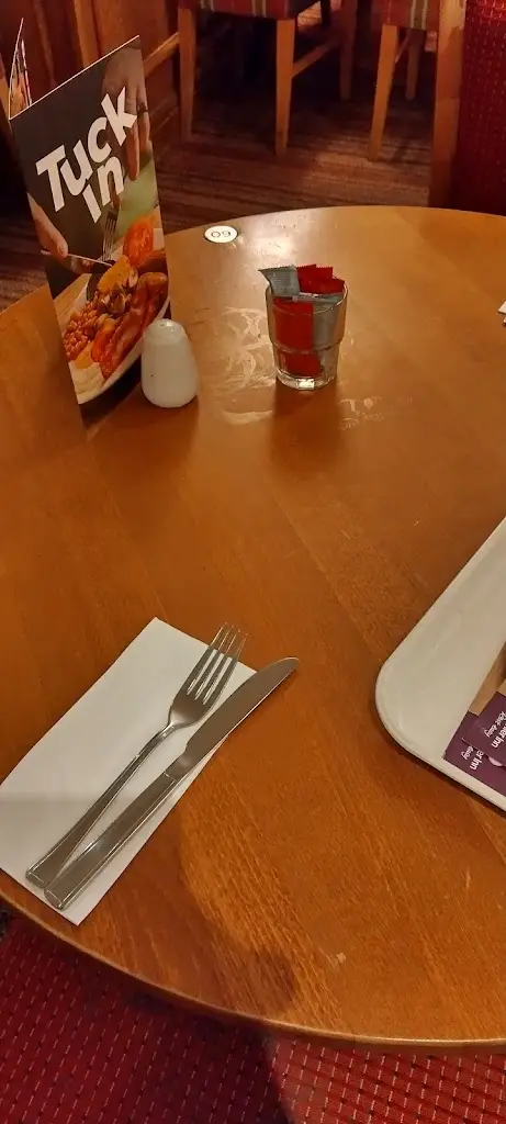 fb1051_Tirfounder Fields Brewers Fayre_Cwmbach_review