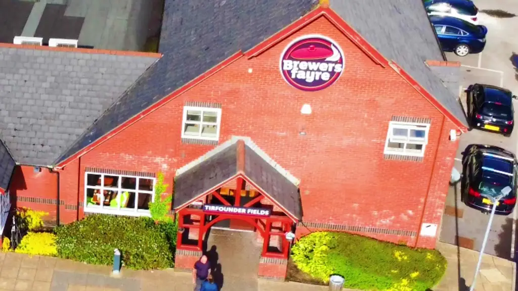 Tirfounder Fields Brewers Fayre_Cwmbach_slider_image_2