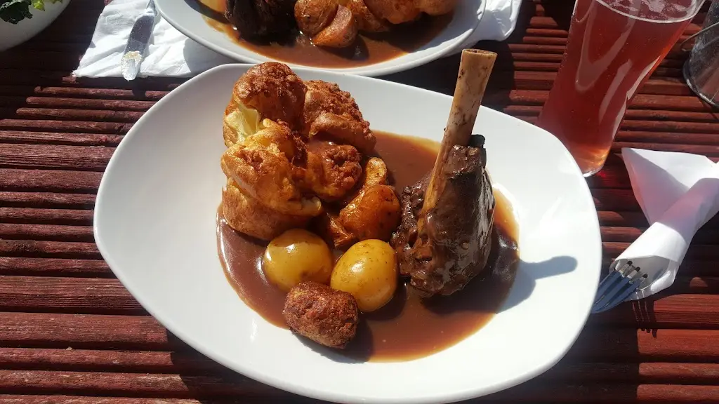 The Rhoswenallt Inn_Cwmbach_slider_image_2