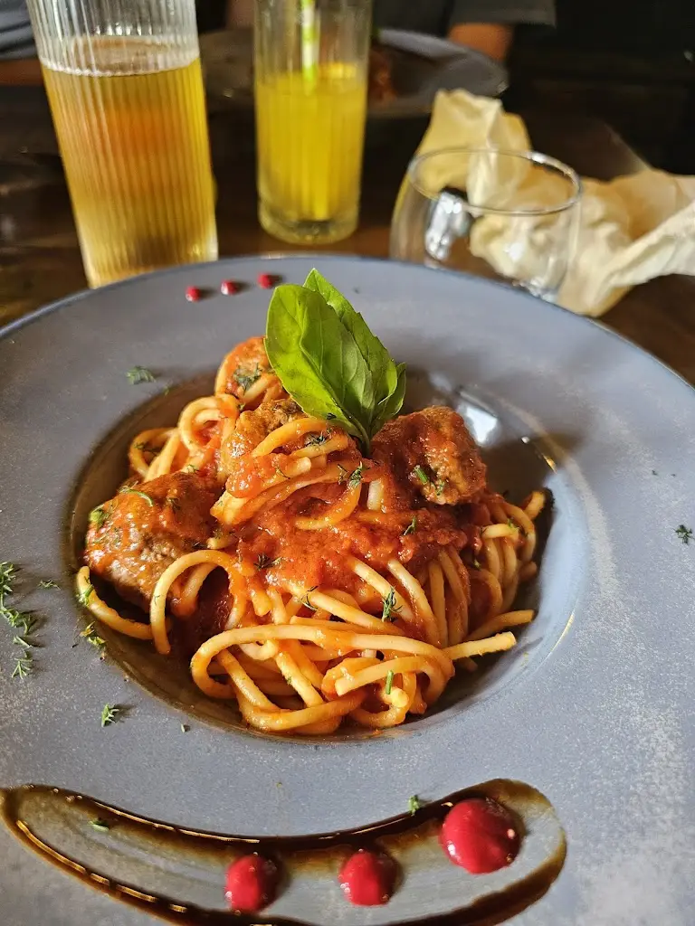 Michael Kennelly_TOSCANA COWBRIDGE_Cowbridge_review