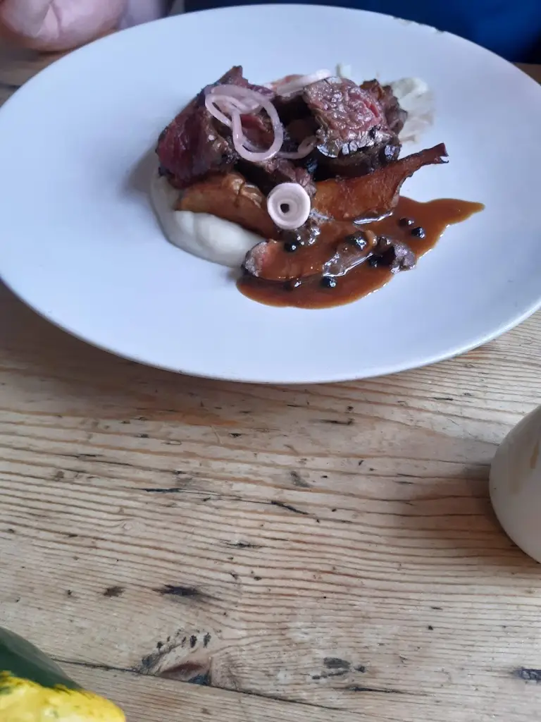 Menu_Hare & Hounds_Cowbridge_image_6