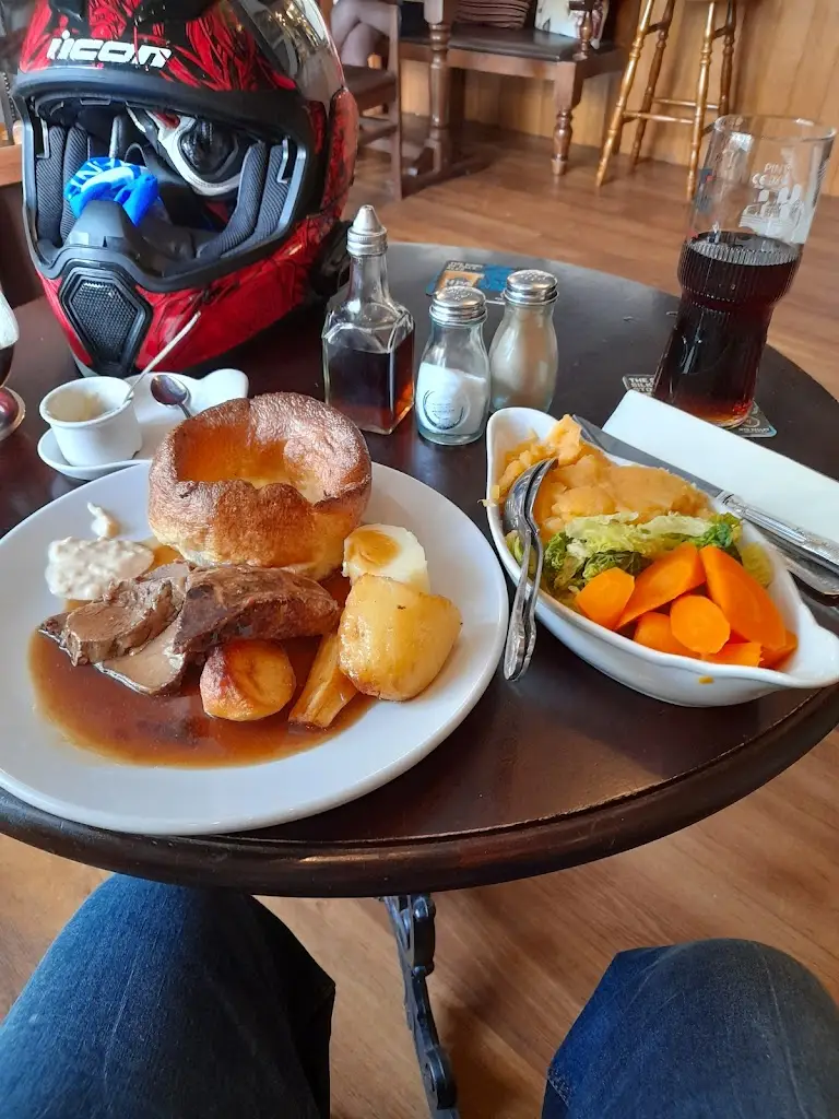 Menu_Victoria Inn_Cowbridge_image_5