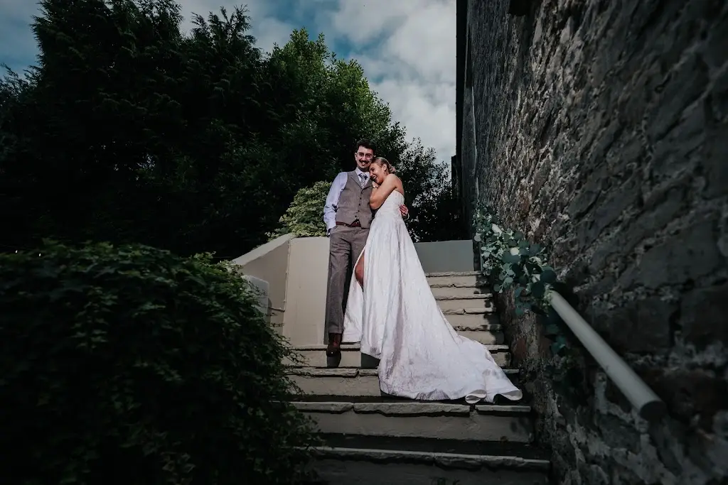 Catherine Gallagher_The Bear Hotel_Cowbridge_review