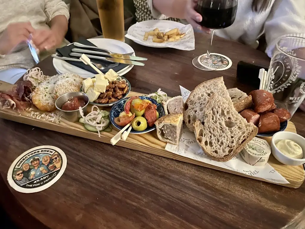 The Fox at Penllyn_Cowbridge_slider_image_2