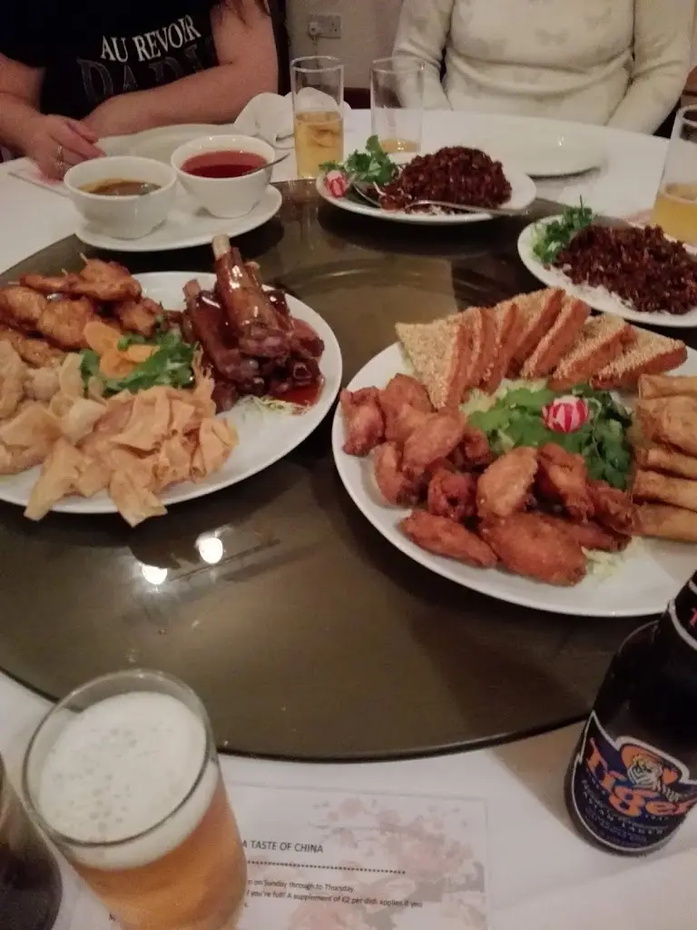 Golden Wok Chinese Restaurant_Cowbridge_slider_image_2