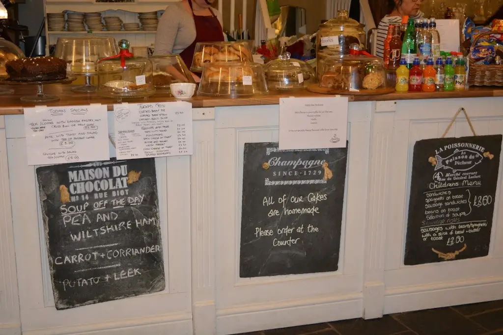 Menu_Lilly's Diner_Cowbridge_image_2