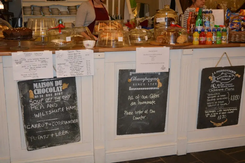 Menu_Lilly's Diner_Cowbridge_image_3