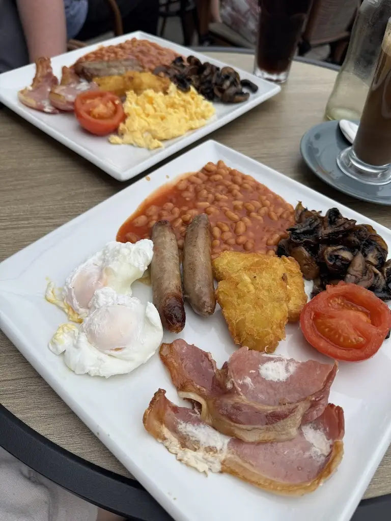 Danyelle_Maple & Bean_Cowbridge_review