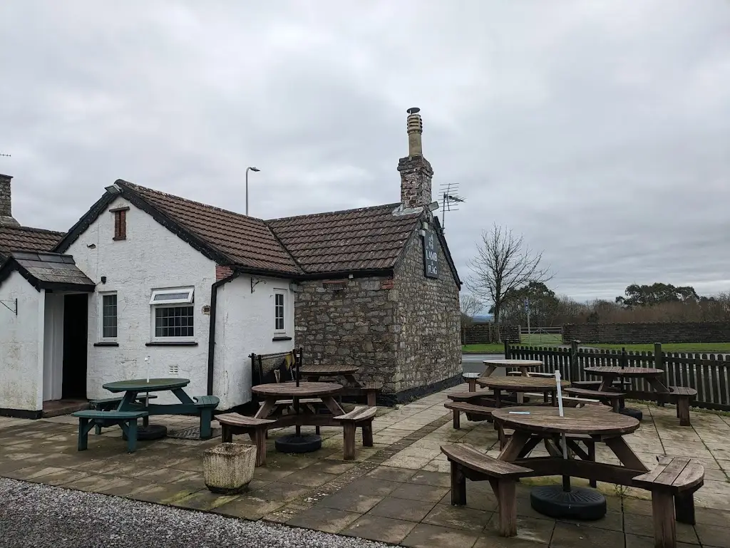 Lamb & Flag_Cowbridge_slider_image_3