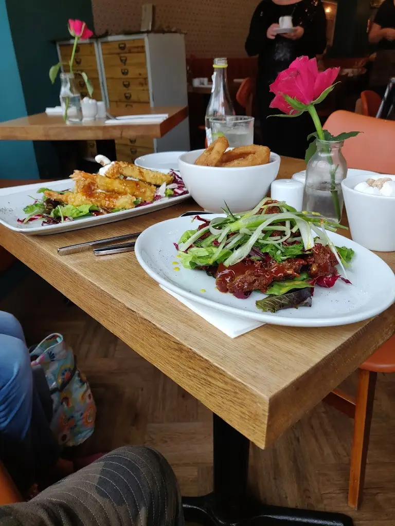 Oscars of Cowbridge_Cowbridge_slider_image_2