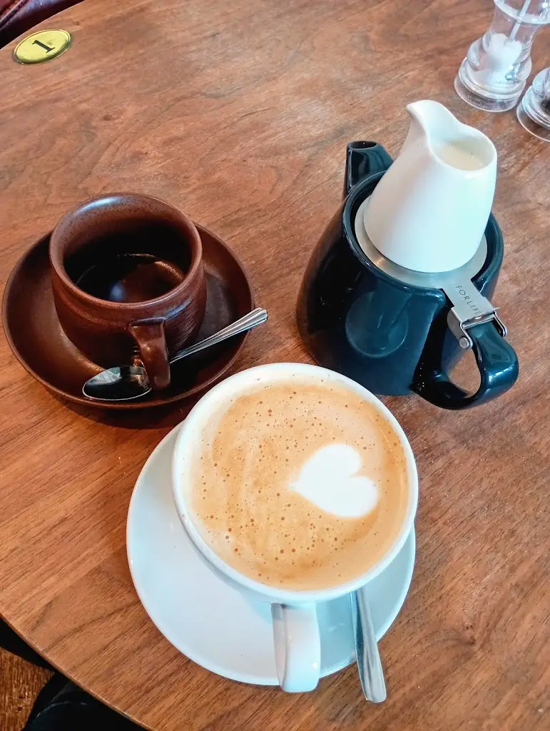 Me Zuchongzhi_The Old Bank Dinas_Dinas Powys_recensione