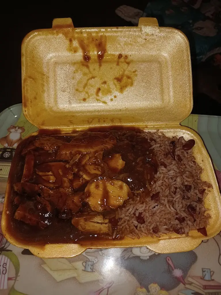 Andy moore_Pon-de-corna_Bilston_review