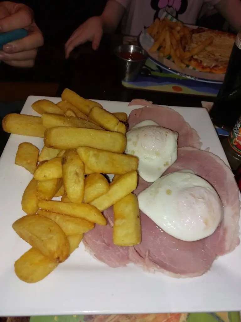 Menu_The Beaufort_Gilwern_image_4