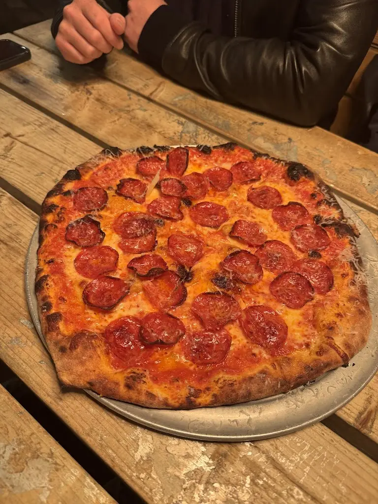 Lee Crosby-James_The Towpath Inn_Gilwern_review