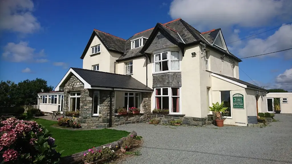 Cadwgan House restaurant in Dyffryn Ardudwy