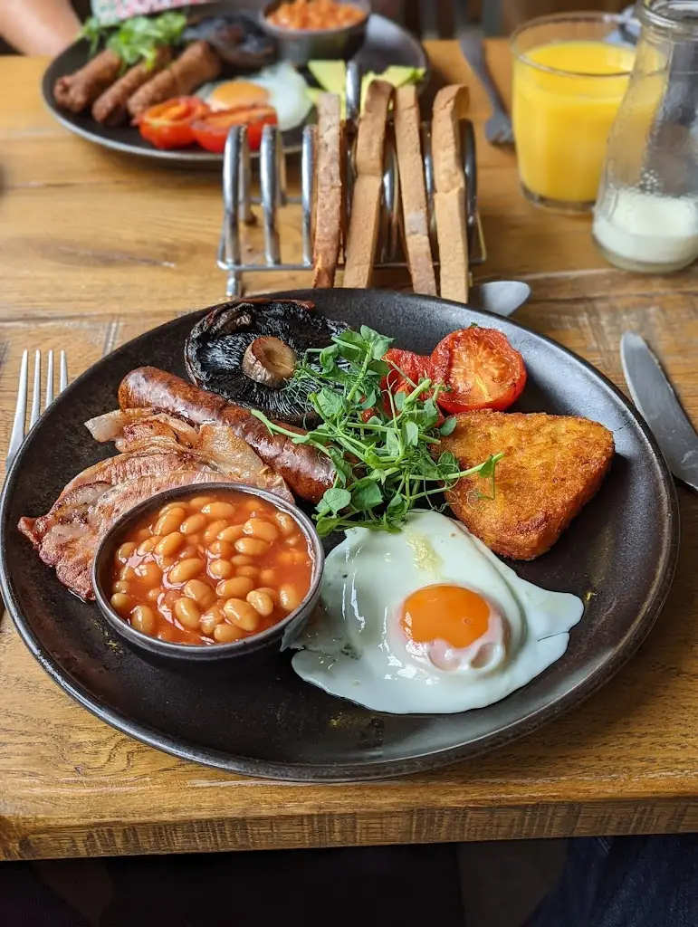 Menu_The Victoria Inn_Dyffryn Ardudwy_image_9