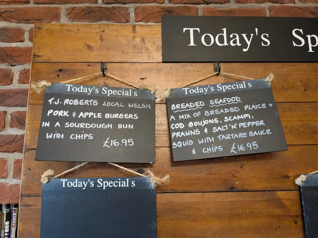 Laura Kishimoto_The Plas Restaurant_Dyffryn Ardudwy_review