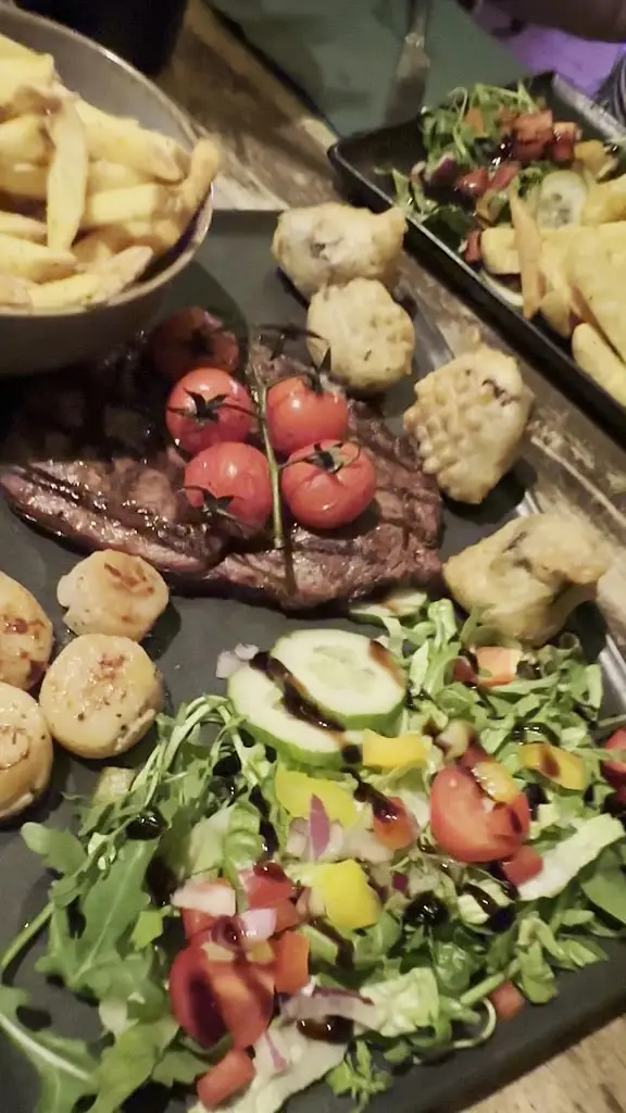 Matthew Bowater_The Last Inn_Dyffryn Ardudwy_review