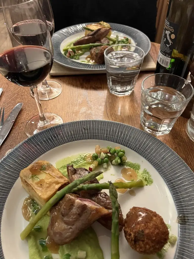 The Erskine Arms_Conwy_slider_image_3