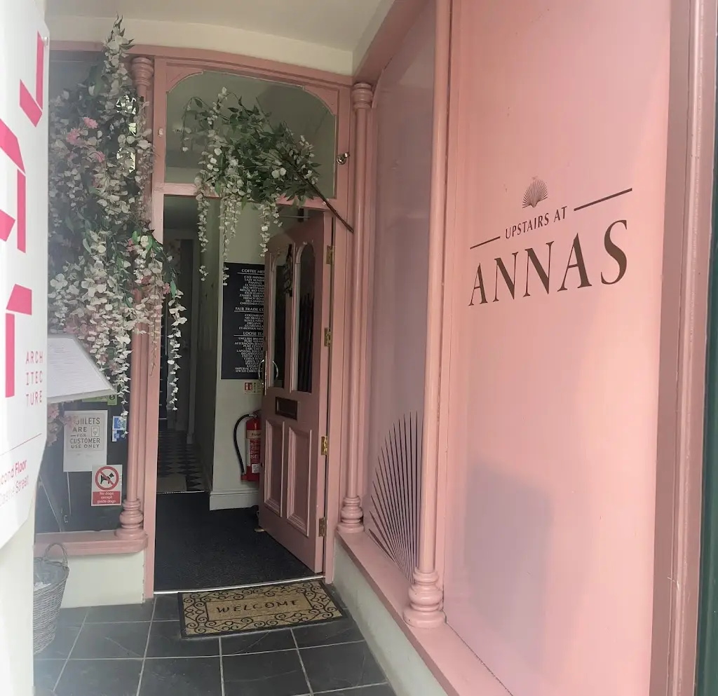 Joanna Gallagher_Upstairs at Anna's_Conwy_review